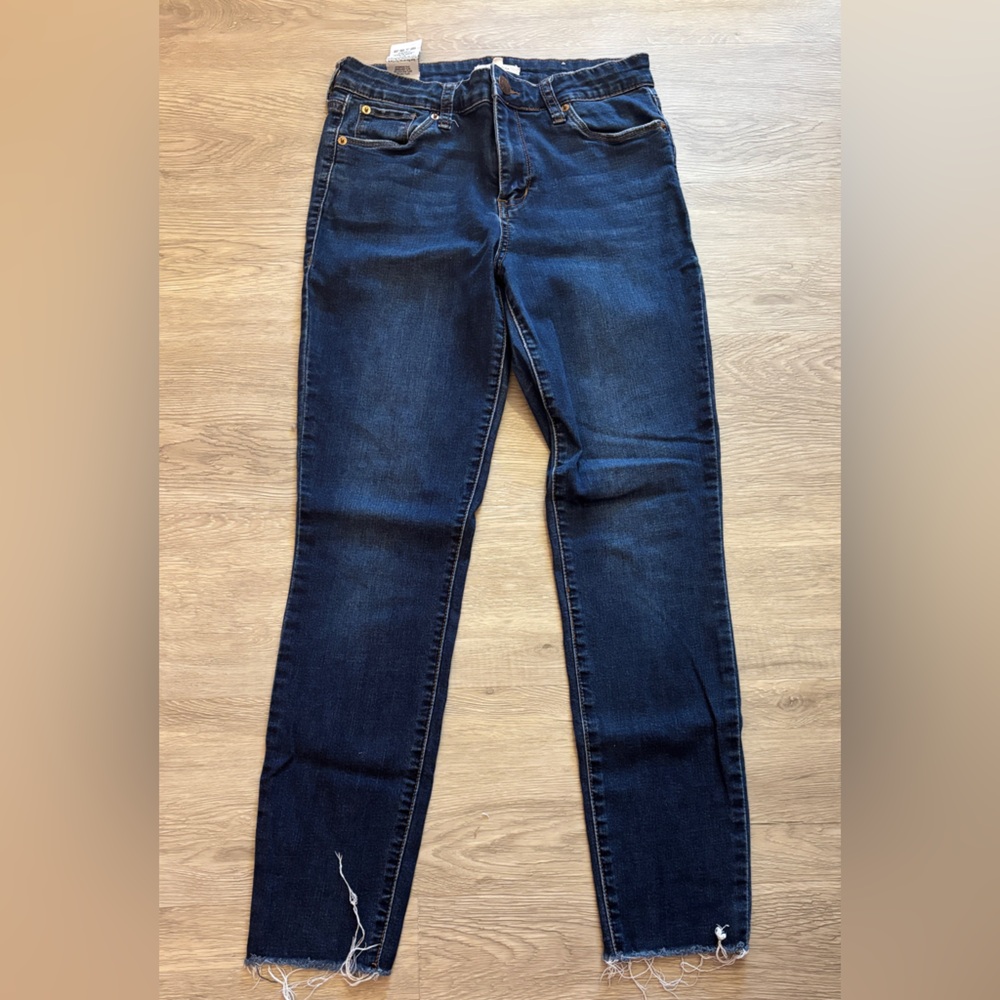 Women's Dark Blue Jeans